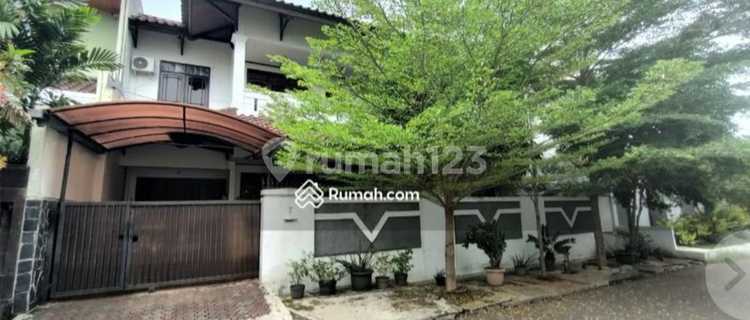 2-Story House in Pulomas Negotiable 1