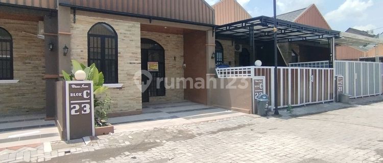 One-Story Housing in the UNDIP Campus Area, Semarang 1