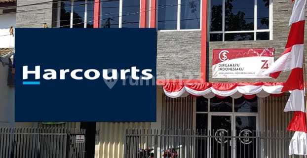 3-Story Shop House for Rent in Ronggowarsito, Solo 1