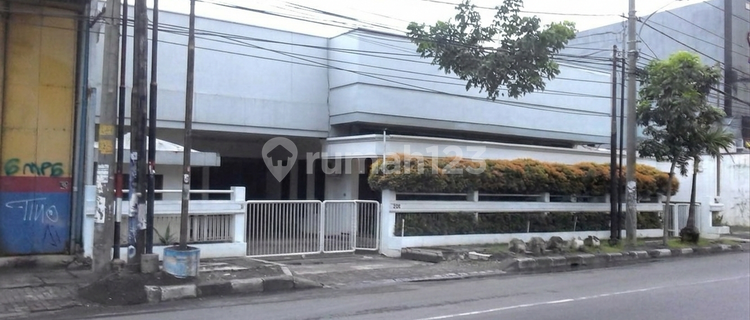 Rumah + Kantor + Mess Pinggir Jalan Utama Majapahit 1