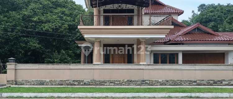 Rumah Mewah Jual Murah Bawah NJOP Dekat Bandara Ahmad Yani 1