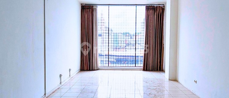 For Rent: Shop House in Kembang Kerep, West Jakarta. Shop House 60.0 M² Unfurnished. 1