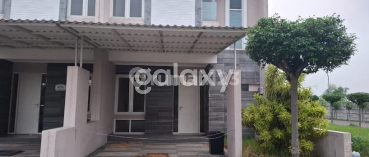 rumah 2 lantai siap huni di puri safira baratnya surabaya 1