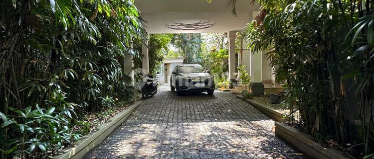 For sale Brawijaya near Dharmawangsa Hotel, Kebayoran Baru. Luxury Modern House, Premium Specifications 1