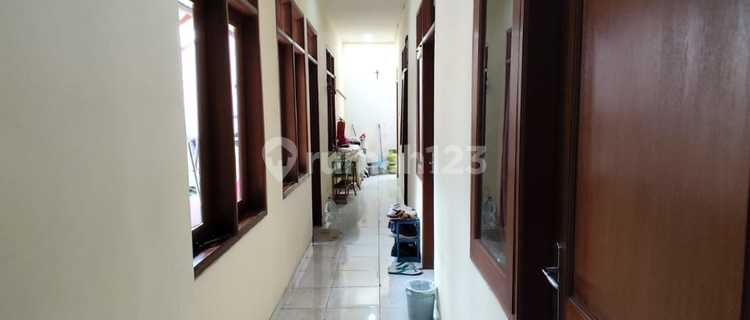 Boarding House (near the Temple close to Binus and Trinitas) 1