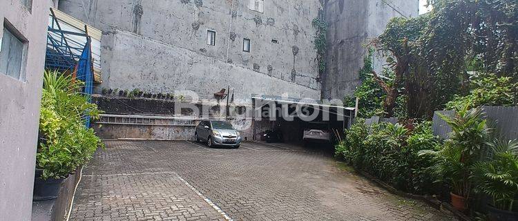 Ruko Gandeng 5 Plus Tanah Kosong Kebayoran Baru 1