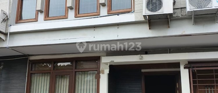 Rent 3-Story Shop at Dinistana Pasir Tras Regency, Suitable for Office, etc. 1