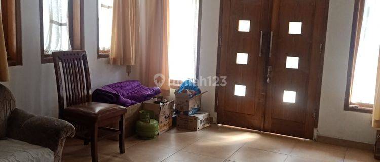 Rumah Impian di Antapani: Dua Lantai, Nyaman, dan Strategis 1