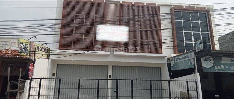 DIJUAL Ruko Baru Modern 9 Meter di Jalan Utama Wirasaba 1