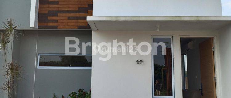 Central Batu Aji Rumah 2 Lantai dengan. konsep minimalis 1
