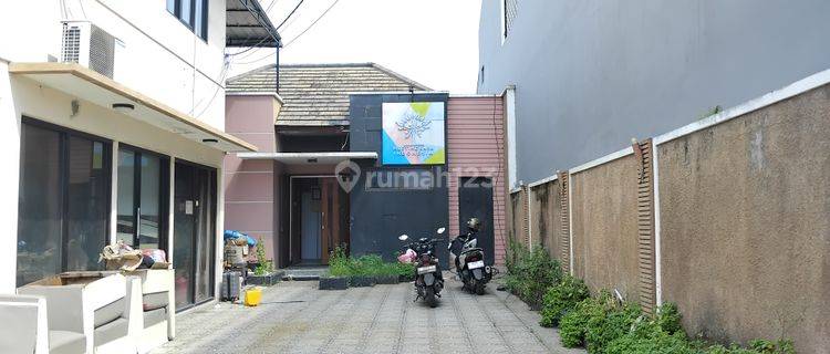 Disewakan Ruang Usaha+kantor 1