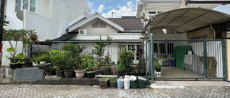Rumah di Klampis Semolo Dekat Semolowaru dan Galaxy Mall 1