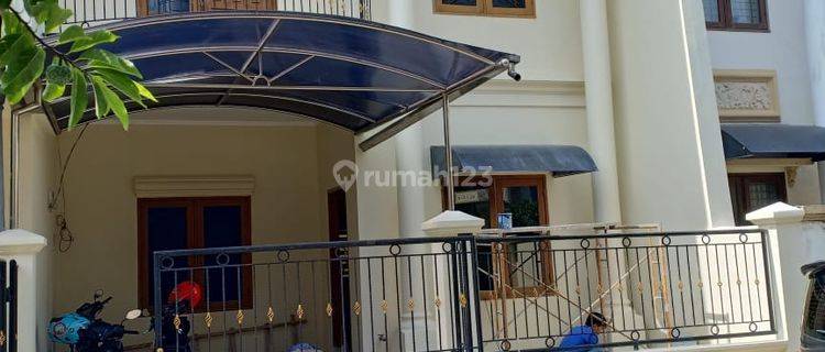 Rumah Second Like New di Perumahan Elit Surabaya Timur dekat Pakuwon City Mall 1