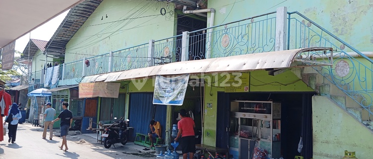Passive Income Selling 63-Door Apartment Building + 5 D Cikarang Stalls 1