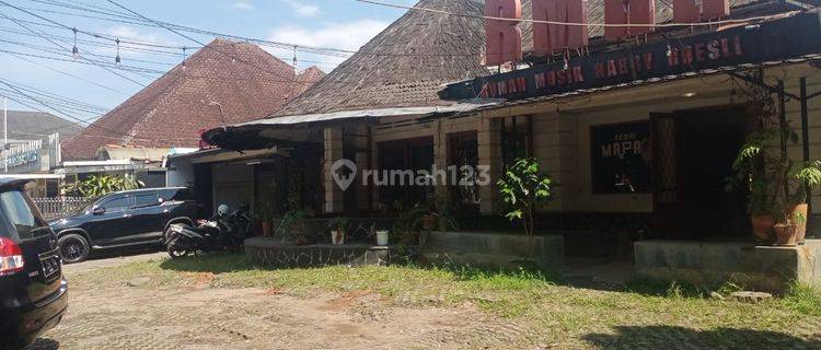 Murah!!! Rumah Dengan Tanah Luas Lokasi Dekat Gedung Sate Kota Bandung 1