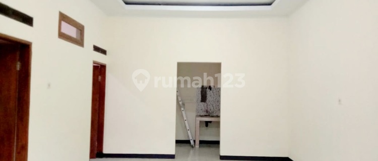 Disewakan Rumah Minimalis Terawat Siap Huni di Rancamanyar Indah 1