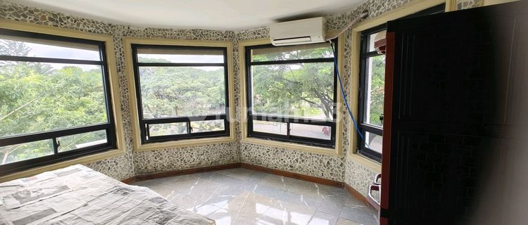 For Rent: Women's Boarding Room in Meadow Green Lippo Cikarang 1