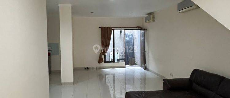 Rumah Komplek Kawasan Elite Bambu Apus Cipayung Jakarta Timur 1