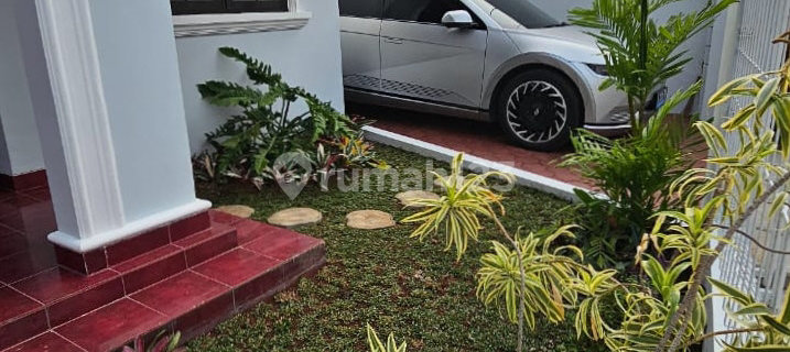 Baru Direnovasi Rumah Dalam Komplek Utan Kayu, Matraman. 1