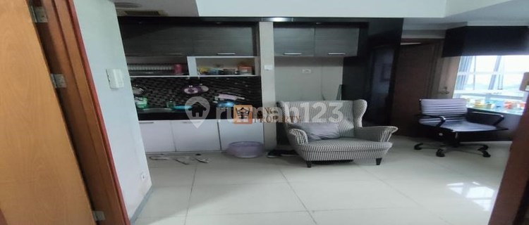 Strategic Location Bonus Furnished Negotiable Until Deal Quick Sale 2Br Apartment Grand Kartini Central Jakarta 1