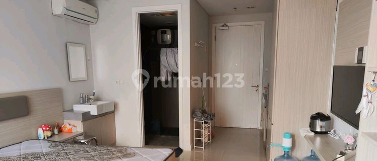 Sewakan Aparteman Deket Kampus Binus 0 Kamar Tidur Furnished 1