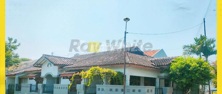 Classic Hook House in Sumber, Elite Area of Solo 1