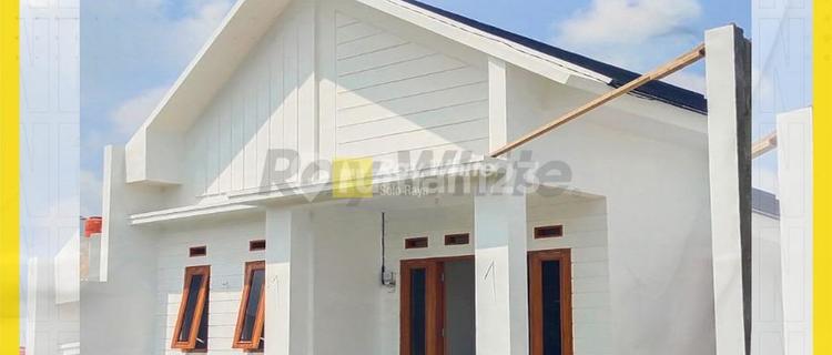 New 3BR House in Singopuran Kartasura, Super Strategic Location 1