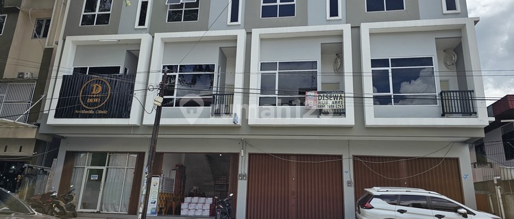 New 4-story shop house by the main road on Jl Johar, Pontianak 1