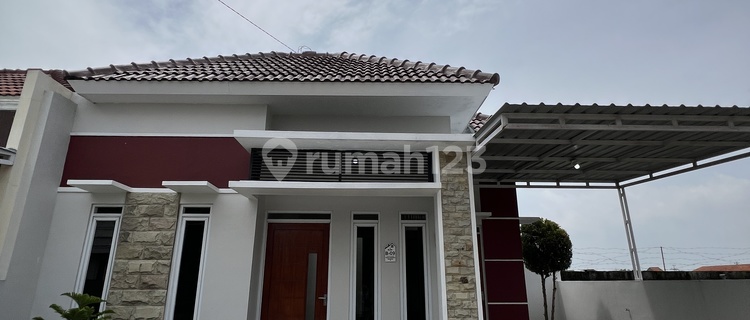Ready-to-Live House in Mojayan Klaten 325 Million 1