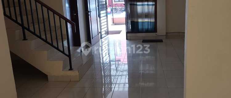 For Rent 2-Story House In Harmoni Cluster Harapan Indah Bekasi Nice House in Harapan Indah 1
