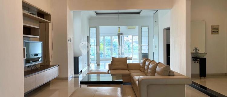 Rumah Graha Candi Golf Semarang  1