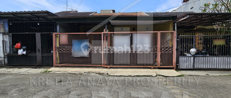 JUAL CEPAT!!BEST PRICE Rumah di Taman Holis Indah 1