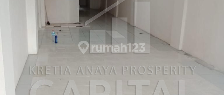 Strategic Shophouse in Cibadak, Bandung 1