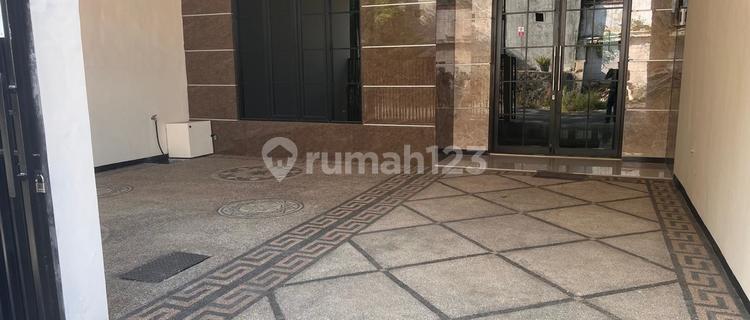 Minimalist House Kencana Sari Barat 1