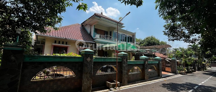 Tanah dengan Bangunan Luas Mewah Strategis di Jl. Gaharu Barat No.5, Banyumanil, Kota Semarang 1
