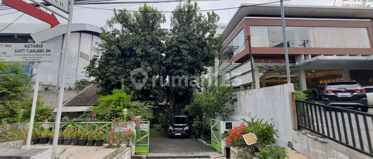 Rumah Lokasi Strategis  1