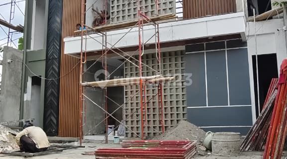 HOUSE FOR SALE ONLY 2.75 BILLION, NEW BUILDING NEAR UII CAMPUS 1