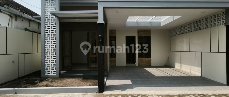 RUMAH MURAH DEKAT JALAN UTAMA DI PASAR CEBONGAN  1