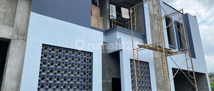 QUICK SALE OF BOARDING HOUSE IN CITY NEAR UAD 3 AND UTY 10 ROOMS 1