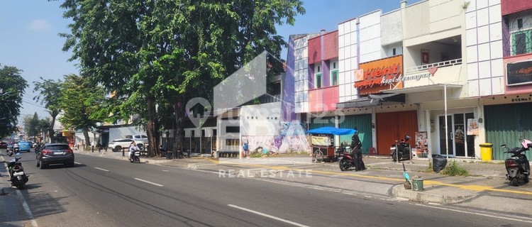 Selling 2 attached shophouses in Pondok Kelapa, East Jakarta 1