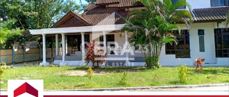 Rumah 1 Lantai Siap Huni dan Terawat, Cocok untuk Kantor / Mess Karyawan dengan Halaman Parkir bisa Muat Sampai 20 Mobil 1