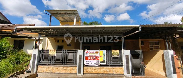 Two-Story House, In a Peaceful and Green Settlement, Close to Samarinda Airport. Certificate of Ownership (SHM) House in Talang Sari Housing, Lavender Raya Cluster, Jl. Talang Sari Regency, Mugirejo, Sungai Pinang, Samarinda City, East Kalimantan, Indonesia, 75119, North Samarinda. For Sale. 1