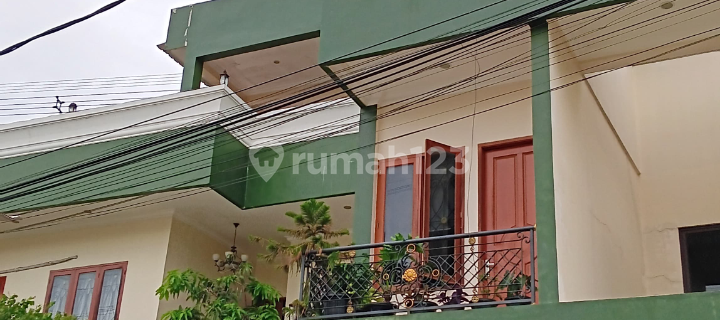 Luxury 3-Story House Ready to Occupy Freehold Flood-Free 1