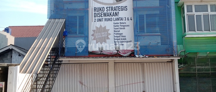 For Rent 2 Adjacent Shophouses 1st Floor Very Strategic Location 1