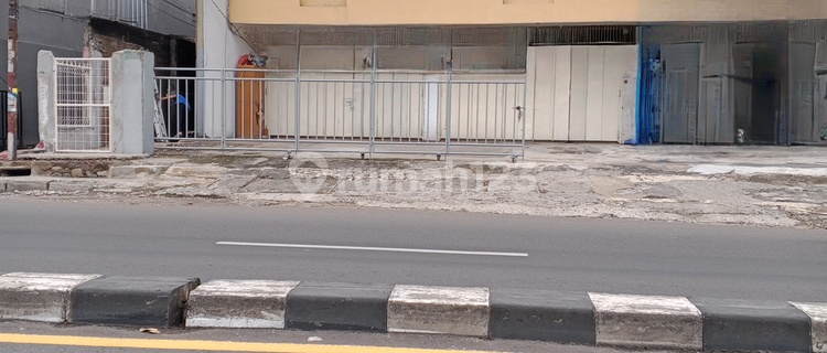 Ruko for Rent with Connected Warehouse, Flood-Free 1