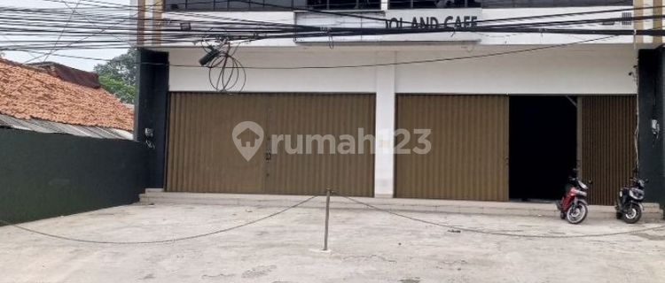 2-Story Linked Shophouse + Rooftop Jl. Raya Bogor 1
