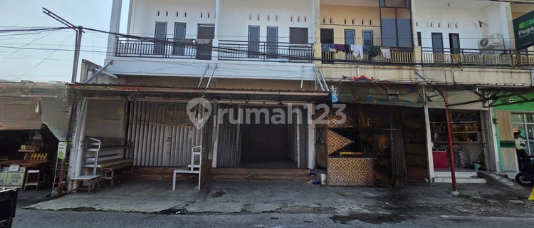 2-Story Shop House for Rent, Flood-Free in Mekarsari Cimanggis Depok 1