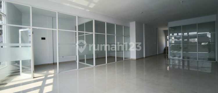 For Rent Ready-to-Use Shop House - Cirebon City 1