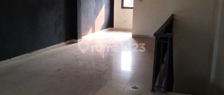 Nice Shop House Available 3 Units Shop House Pesanggrahan, South Jakarta 1