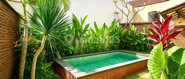 Modern Villa With Large Bedroom & Full Privacy Ready To Move In! 1